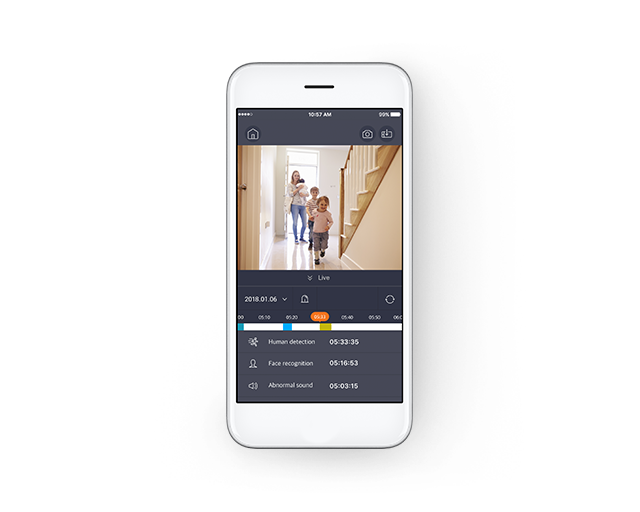 Don’t miss a moment with the Wisenet SmartCam+ app.